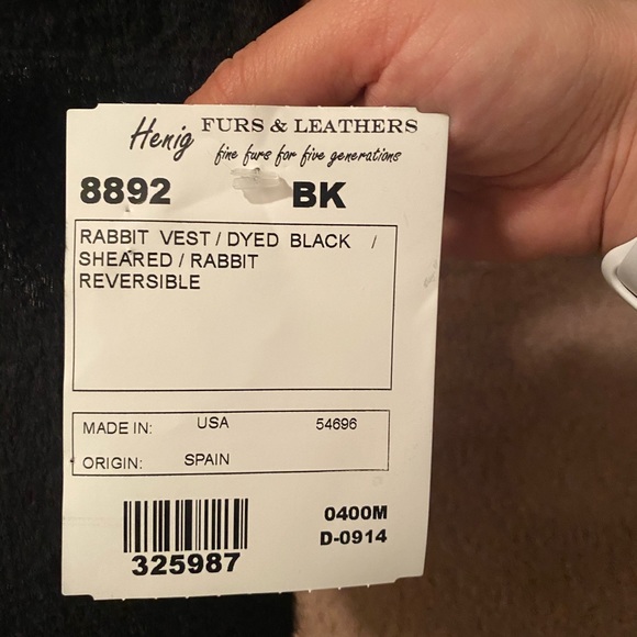 Henig furs vest. NWT. - Picture 2 of 4